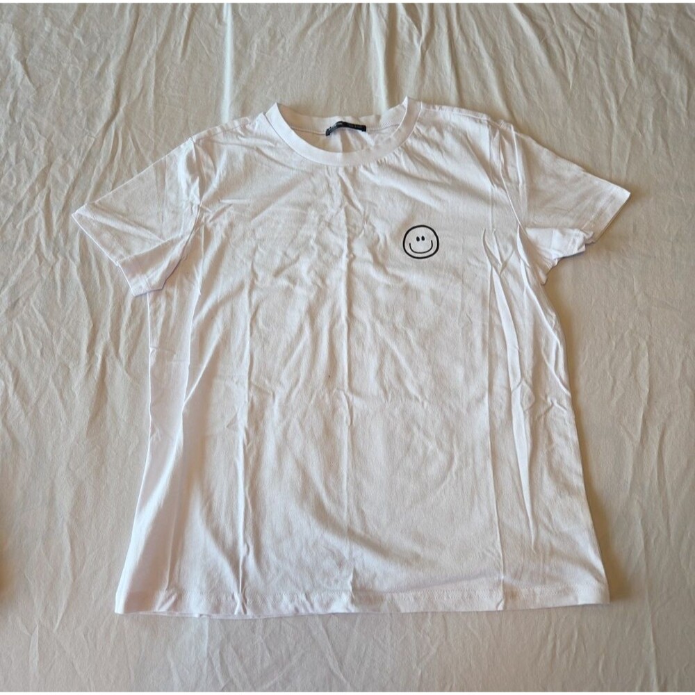 Minimalist Shein Smiley Face Logo Women's T-Shirt Streetwear Size S NEW